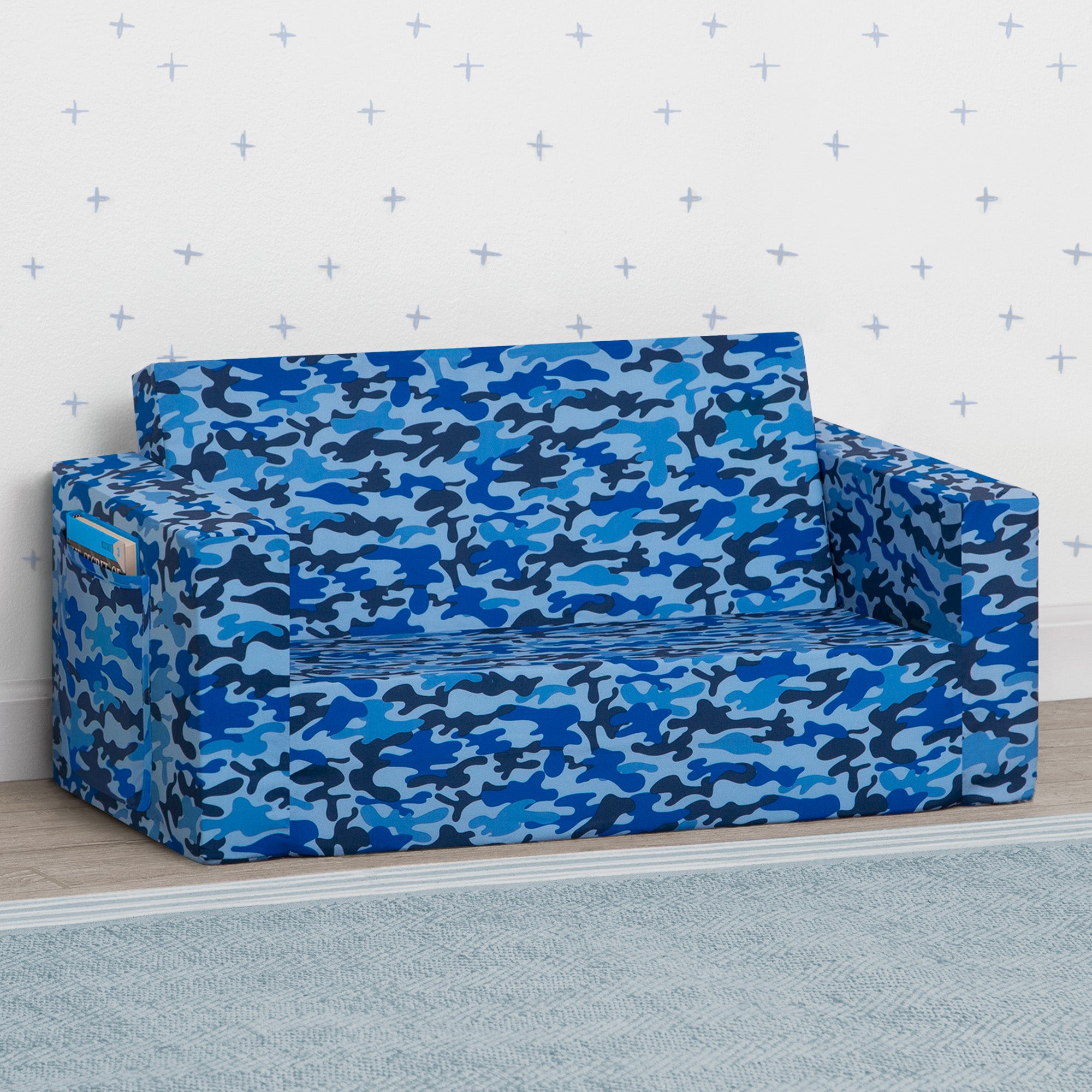 Delta Children Cozee Flip out Convertible Sofa to Lounger in Blue Camo