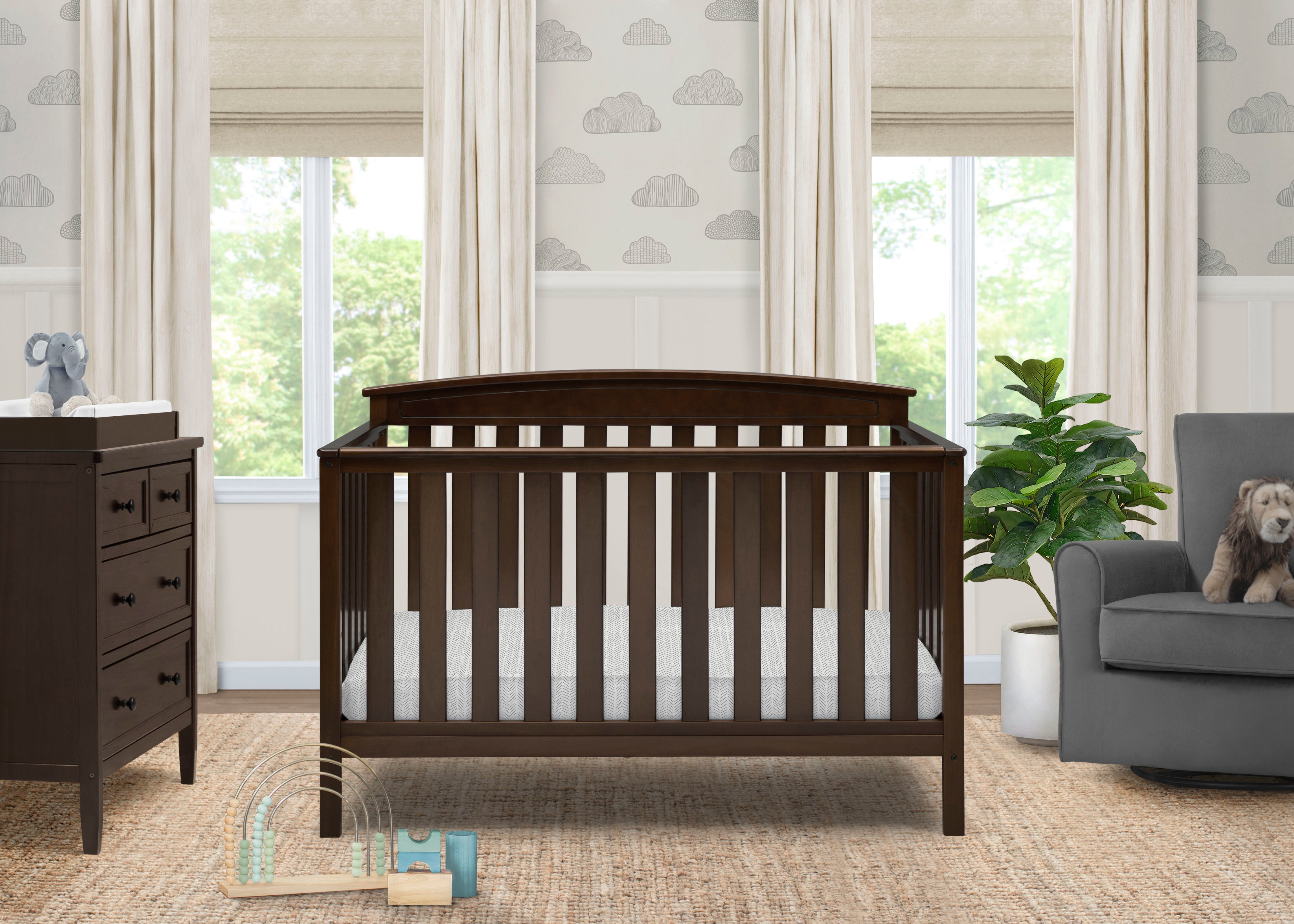 Gateway 4 in 1 Convertible Crib Delta Children