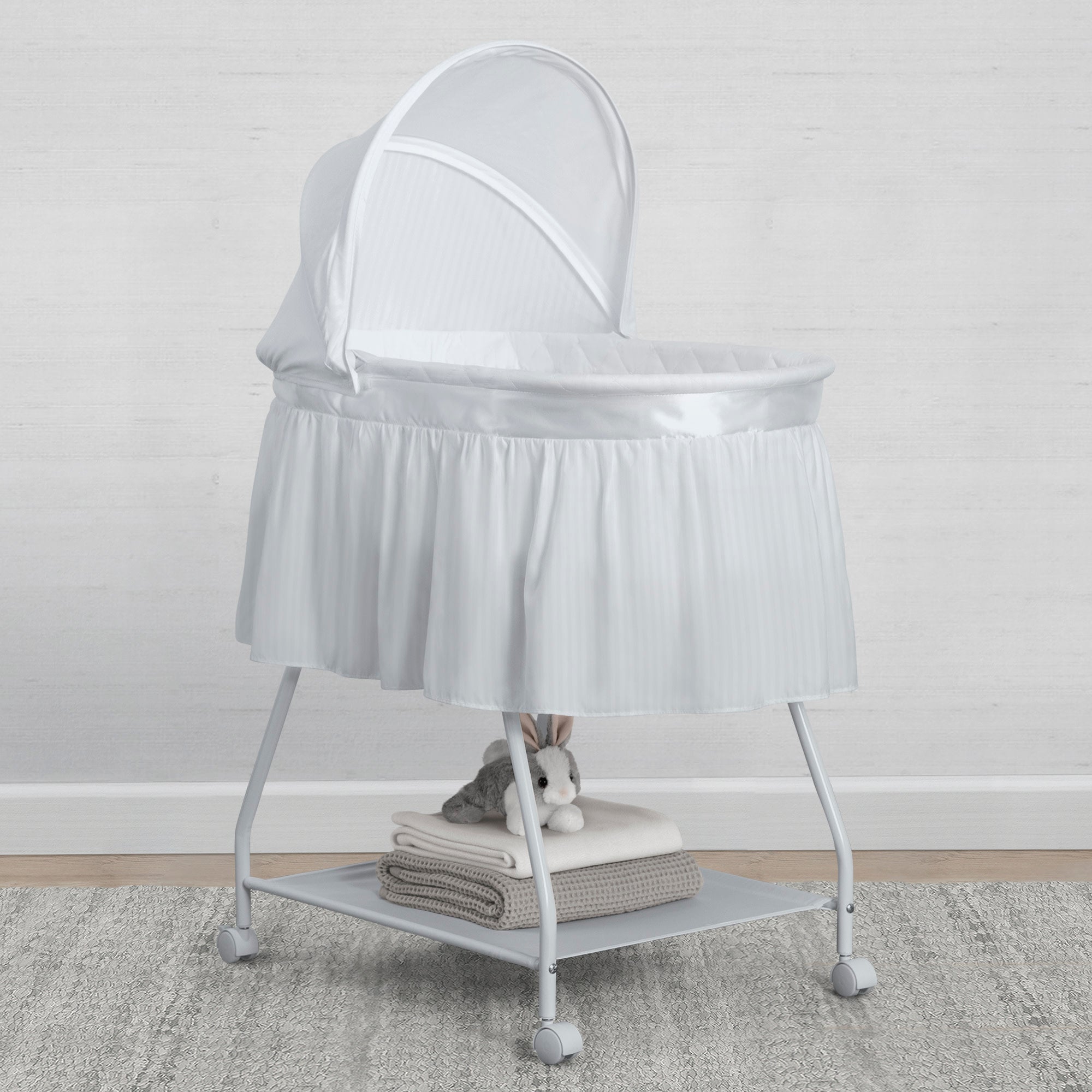 Classic Sweet Beginnings Bassinet Delta Children