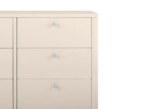 Soft Beige (1560) 17